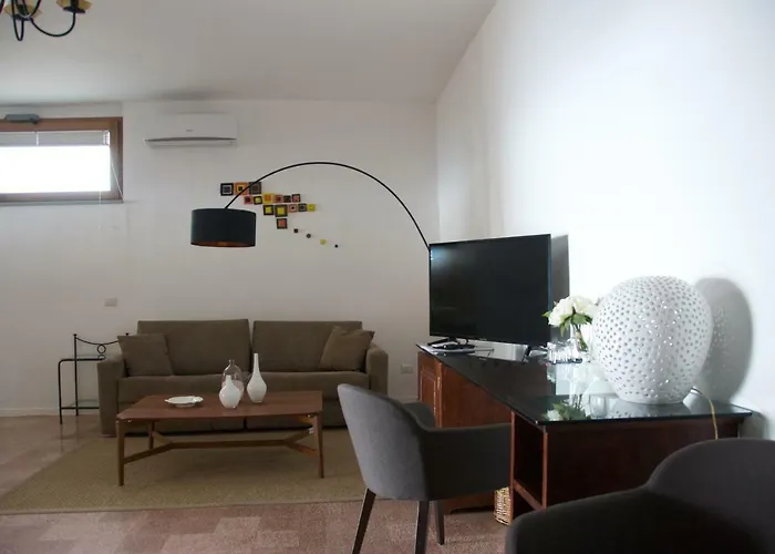 Santo Mercurio Country House